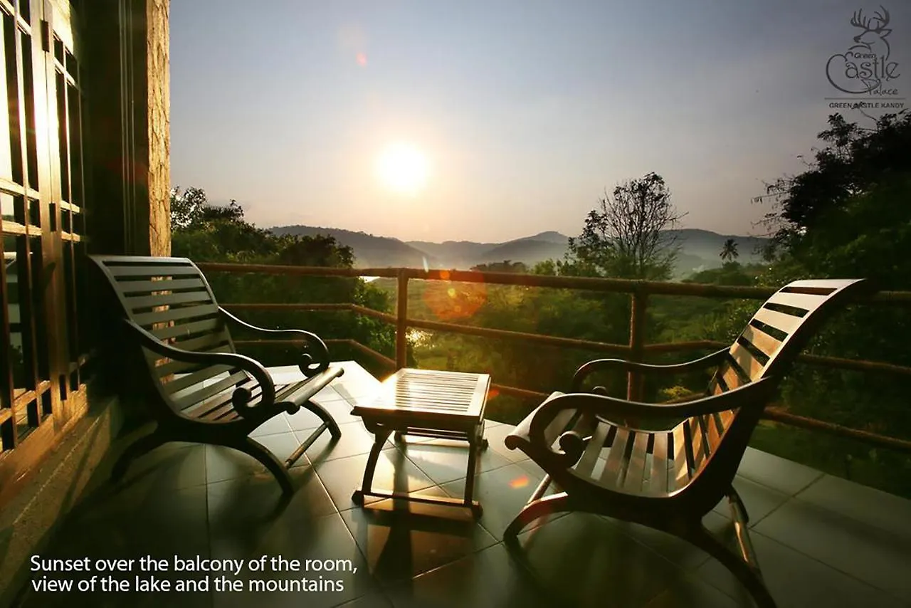 Green Castle Kandy Otel